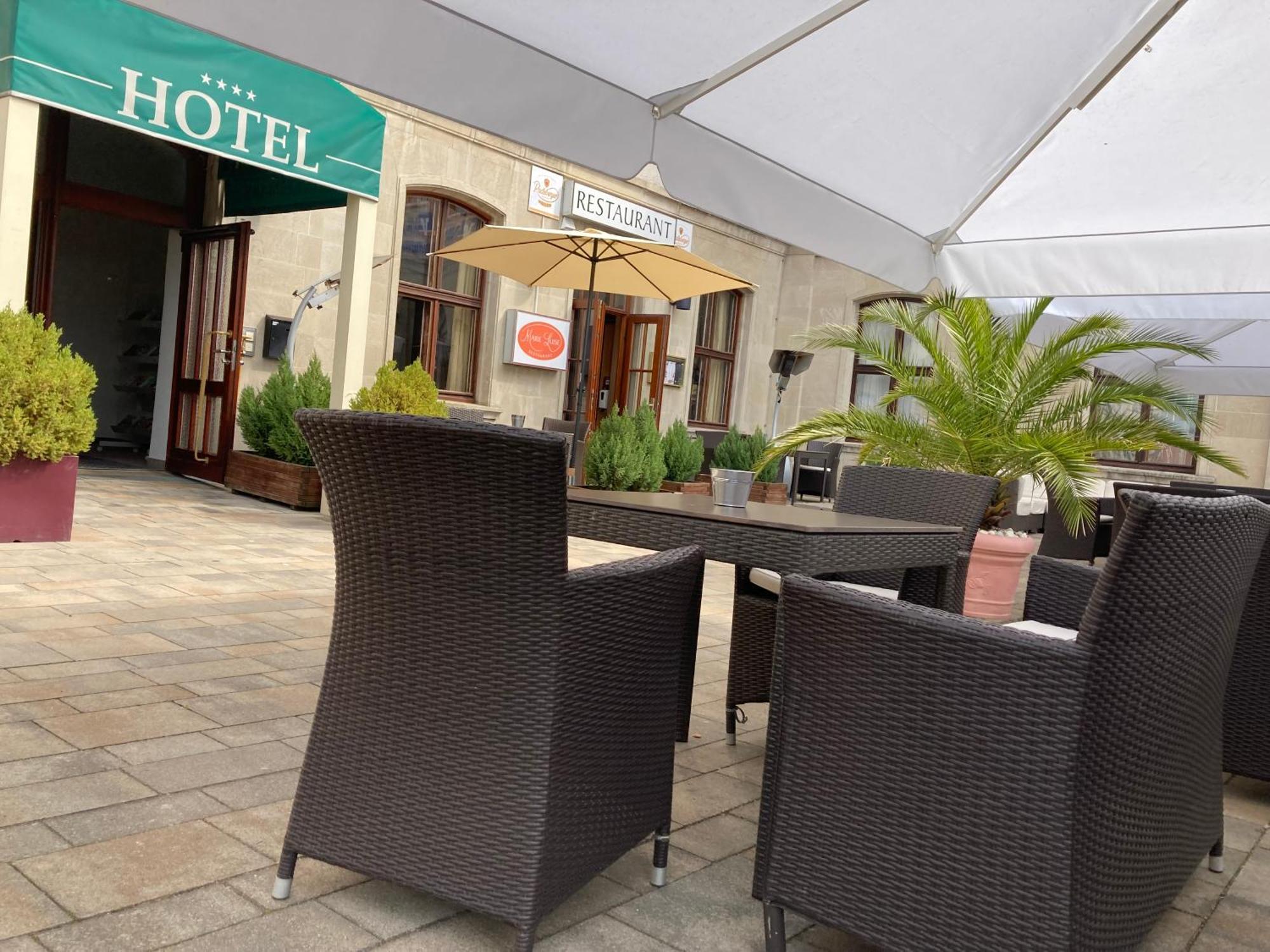 Hotel Uckermark プレンツラウ エクステリア 写真