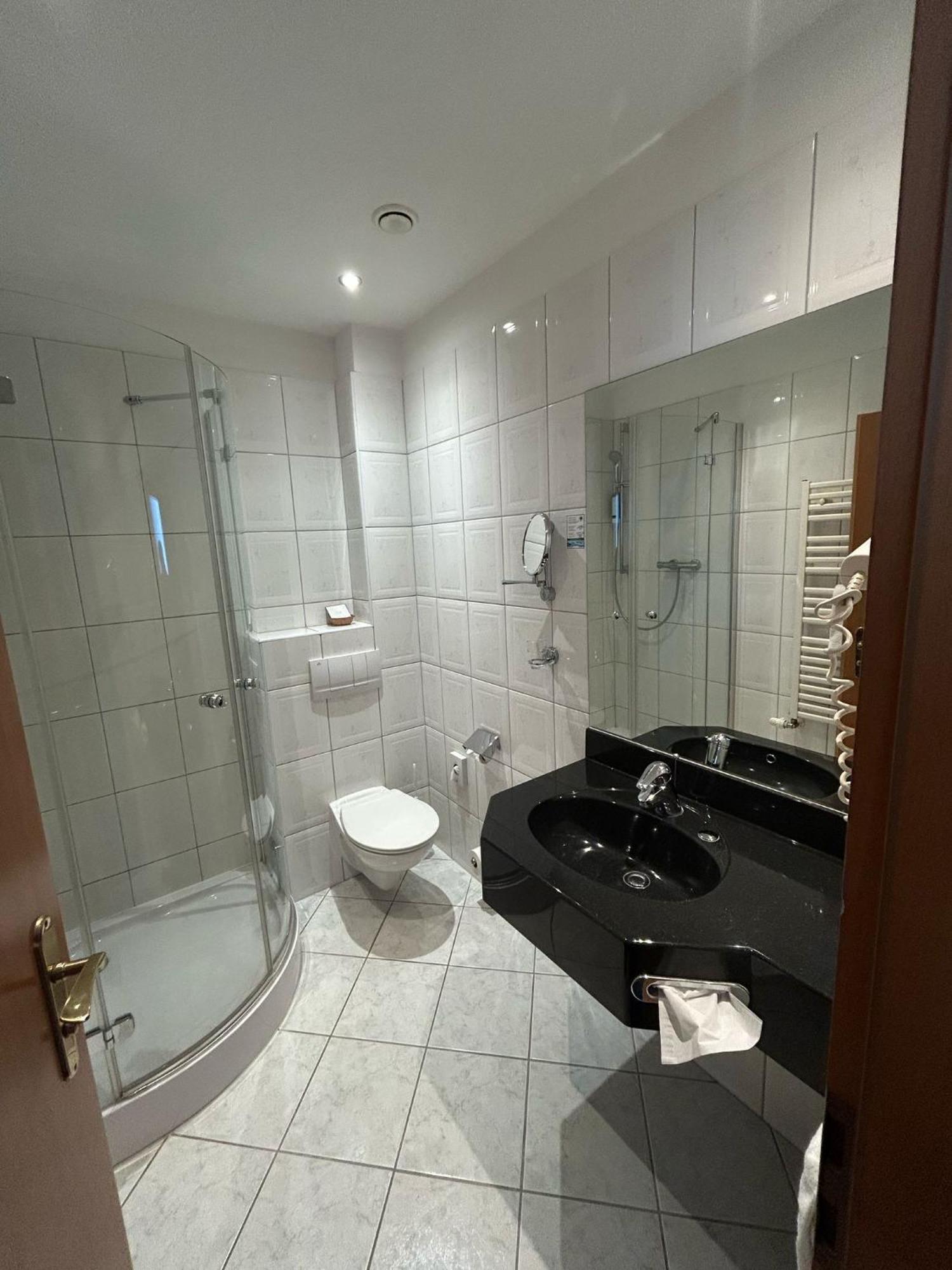 Hotel Uckermark プレンツラウ エクステリア 写真