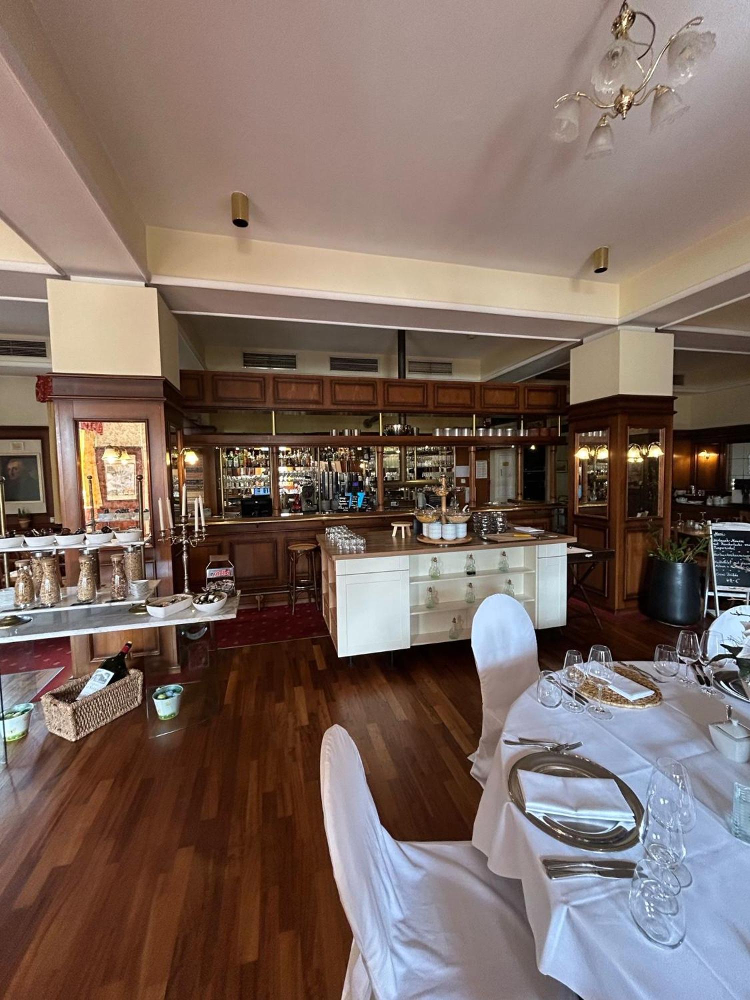Hotel Uckermark プレンツラウ エクステリア 写真